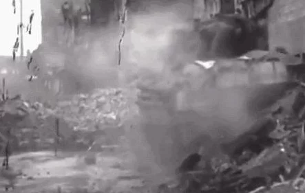 战争雷霆游戏体验对比脱壳穿甲弹实战效能优劣分析