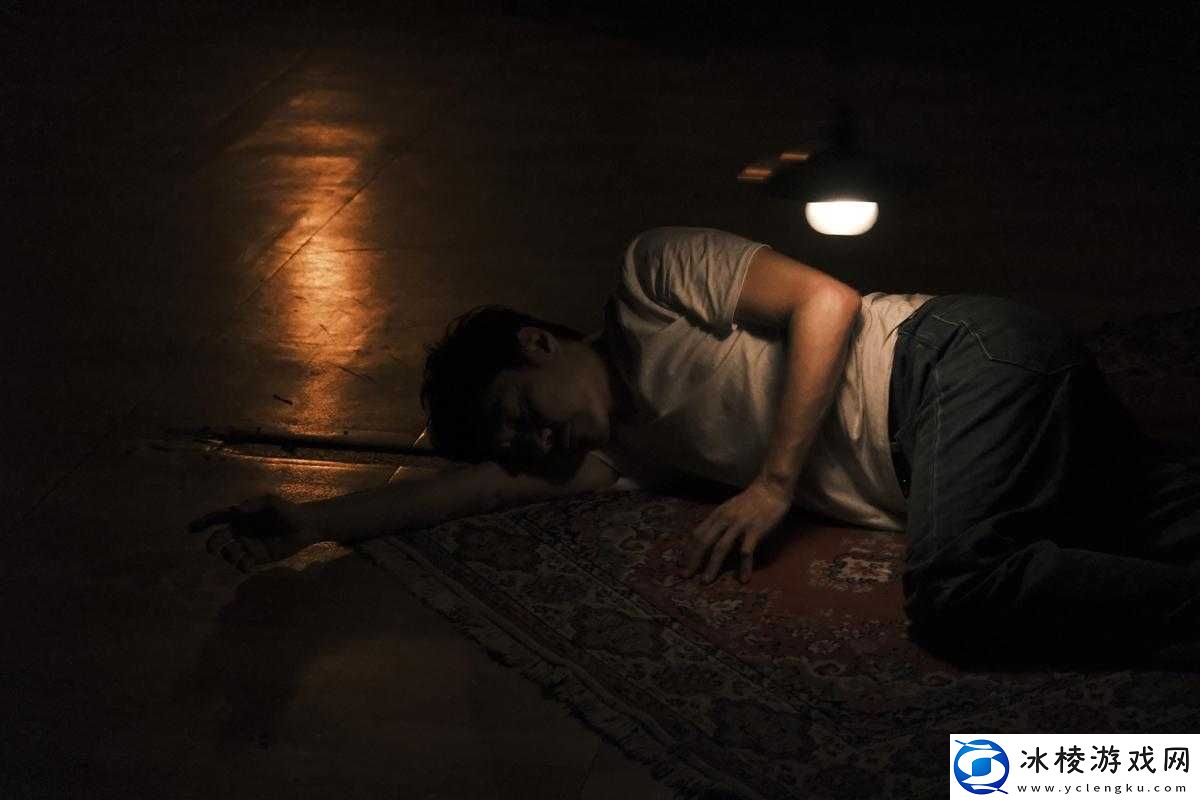 以后仰深喉口暴在线观看哭泣：无尽的痛苦与挣扎