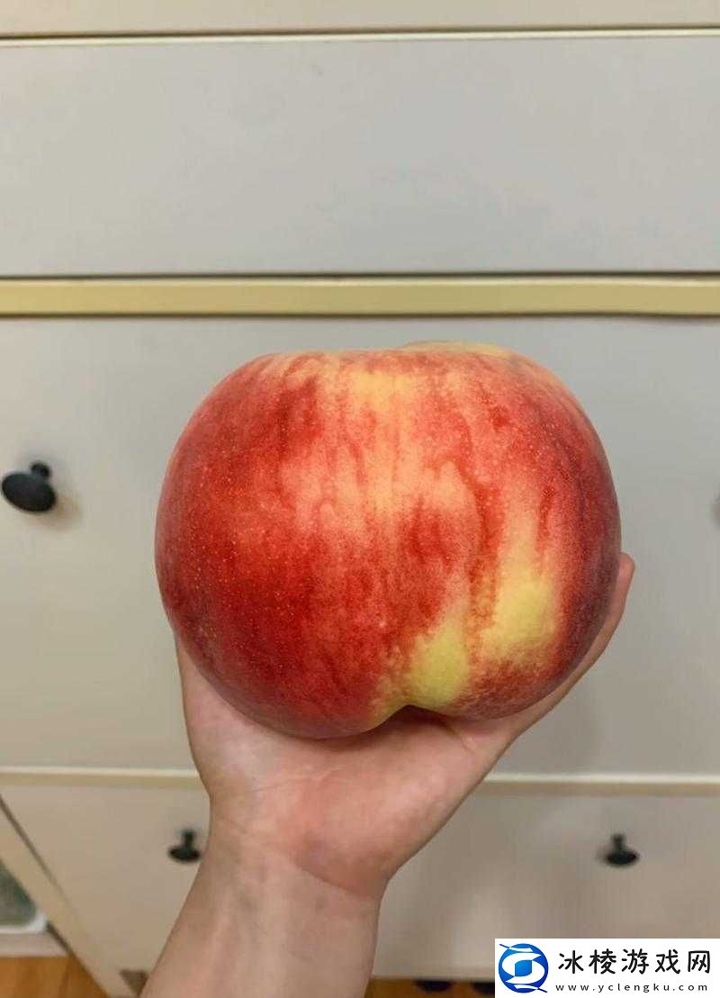 巨无霸水蜜桃-2-：甜蜜多汁的夏日美味