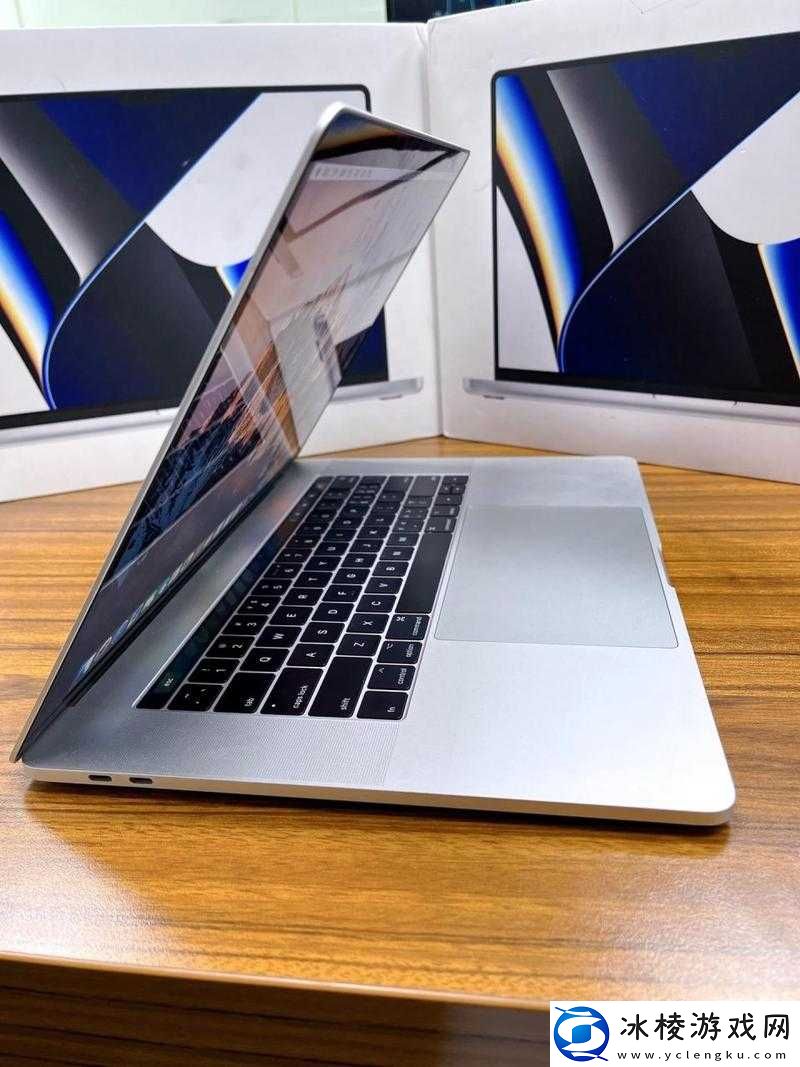 18 岁 macbookpro 免费：开启青春智能新体验