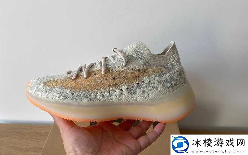 yeezy蜜桃满天星的价格：掀起时尚狂潮