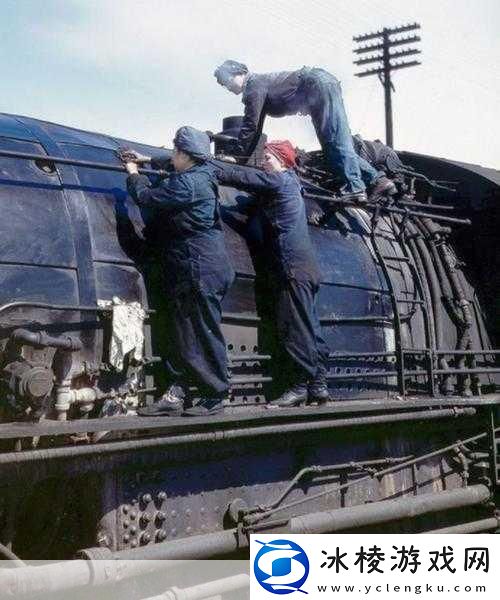 11个人开火车的视频56分钟：1.-＂十一位火车驾驶员的协作与挑战：56分钟精彩瞬间