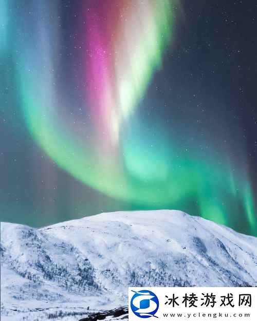 看镜子里我们的结合的地方：探索未知的亲密视角