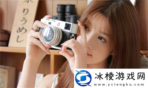 带玩具逛街时突然按下按钮的故事：意外触发的奇幻冒险之旅