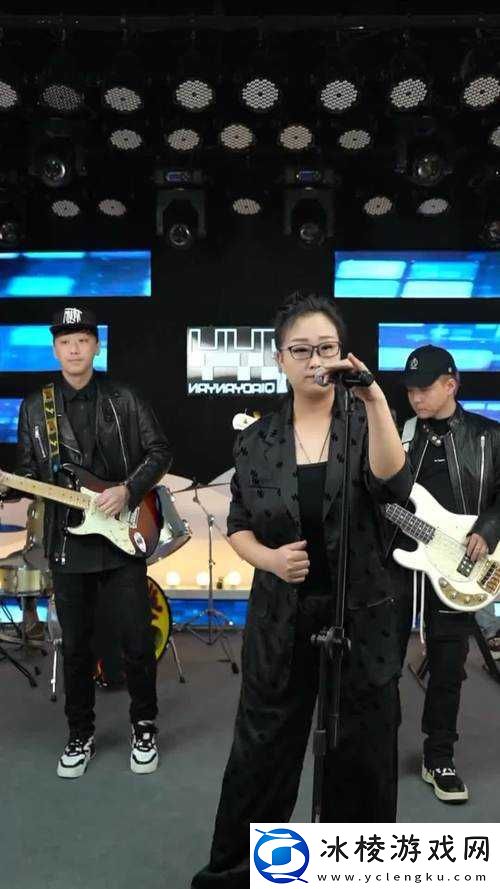 可不可以干湿你现场播放：精彩演绎不容错过