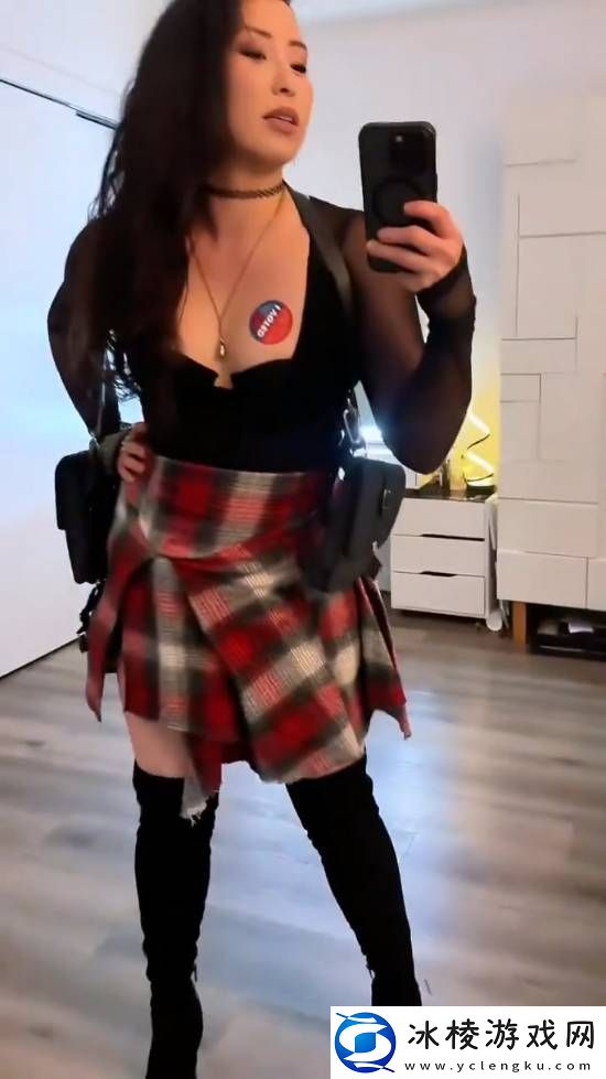 羊蹄山之魂女主晒新视频-长靴叉腰尽显酷儿本色