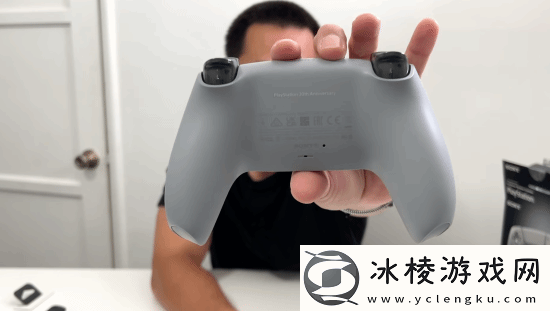 有人提前拿到PS5