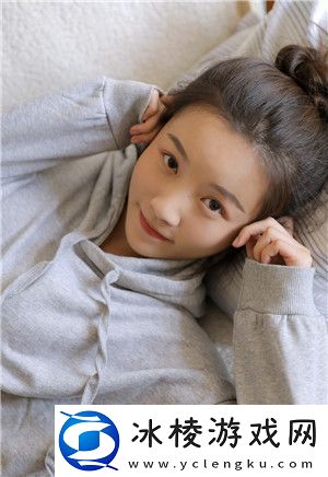 EEUSS鲁丝片EEUSS影院推陈出新-友：影院新玩法让人热血沸腾！