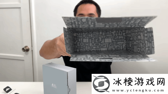 有人提前拿到PS5