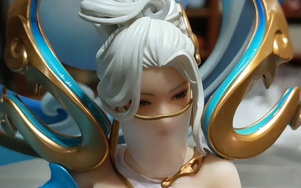 王者荣耀伽罗太华流眼泪翻白眼咬铁球啥梗-伽罗太华戴面罩图片