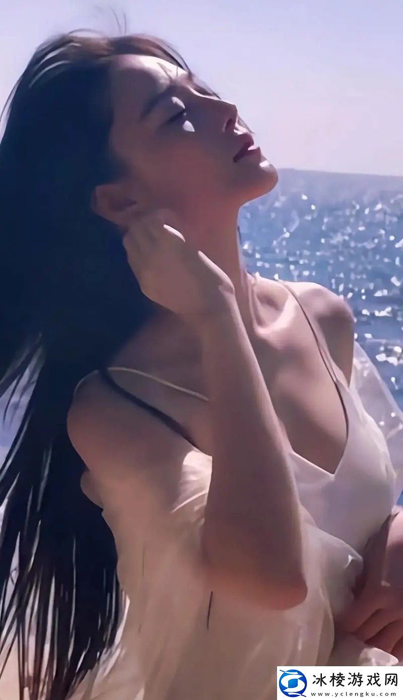 蜜丝婷大草莓和小草莓对比