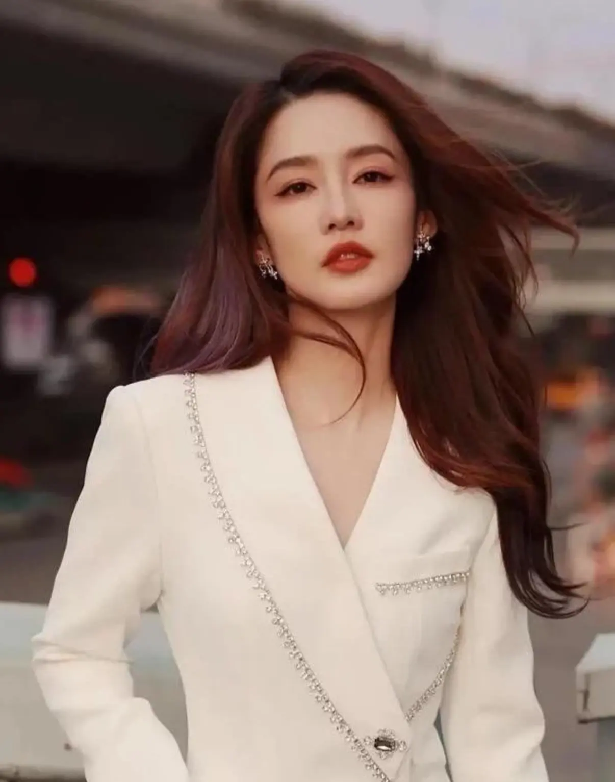 李沁ai智能人脸替换视频什么梗-李沁ai换脸被C可以冲的视频实情