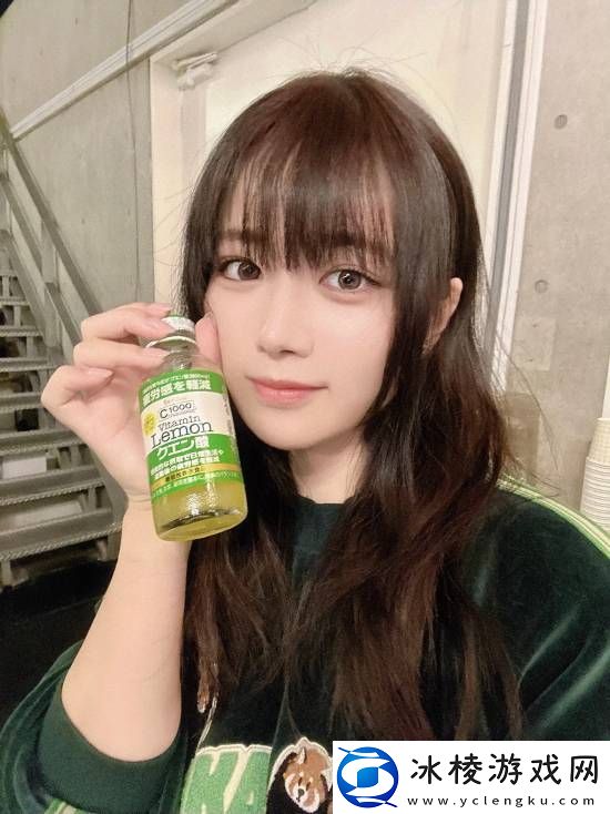 日本**偶像东云海全新美照