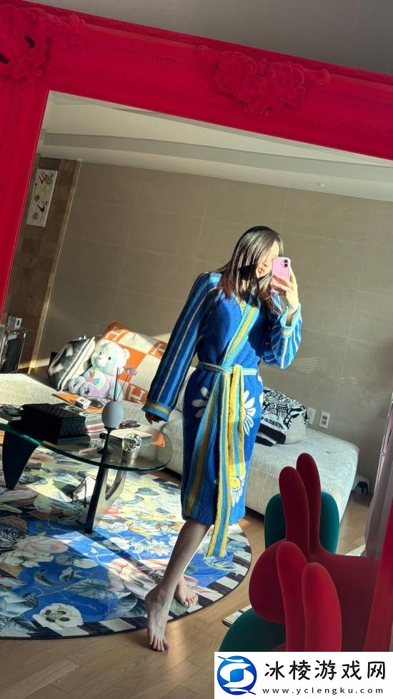 剑星体模申才恩晒日常：开保时捷-喝酒微醺