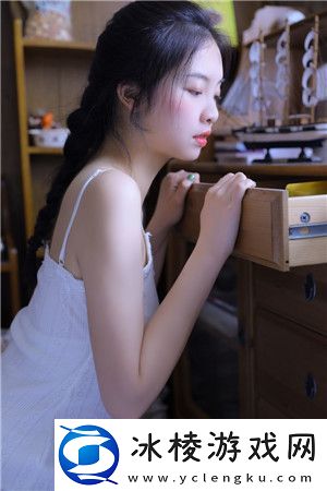 女班长被-c-扒衣服作文引发热议-友：无言的愤怒与无奈！