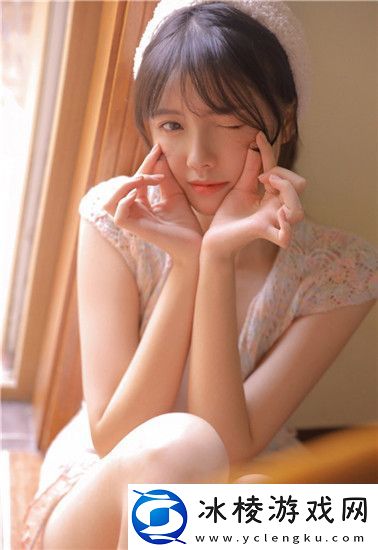 男被-c-黄扒衣服做小电影引发热议-友：剧情太劲爆看得停不下来！