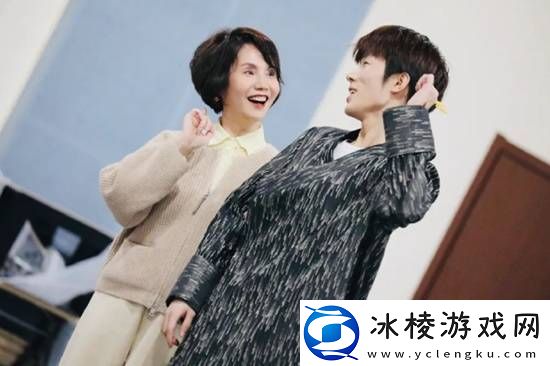 前央视知名主持人转行当演员