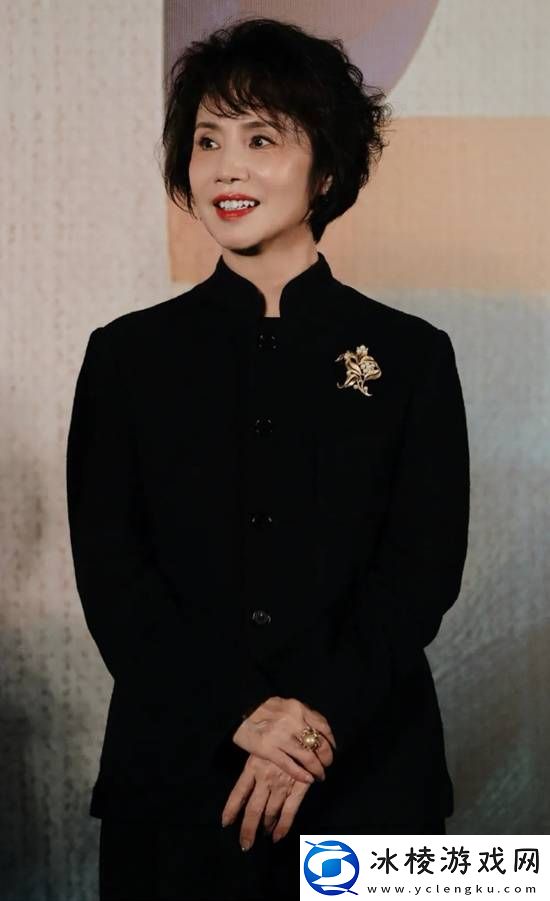 前央视知名主持人转行当演员