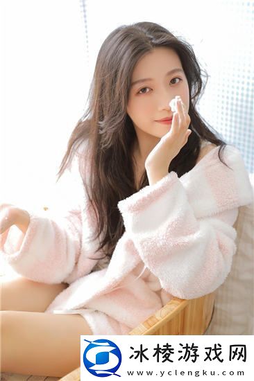 三年片在线观看免费版第三季创新上线-友：简直是一场视觉盛宴！