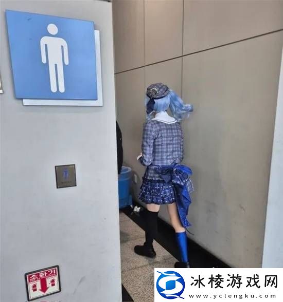 又一位大师点赞紫色韵味-整容后看身材的囧图