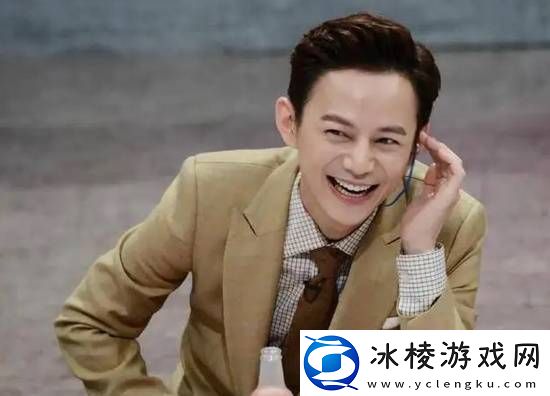 何炅玩自己的赞美食物梗