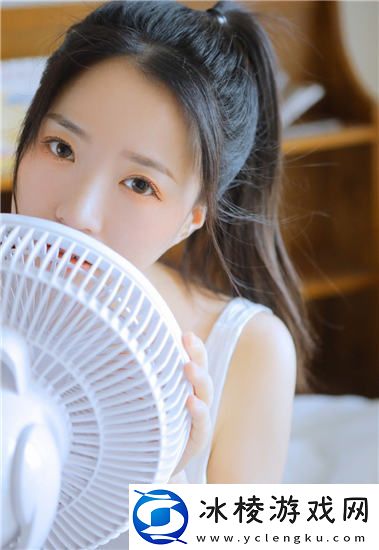 丰满的-子2理伦身引发热议-友：设计与艺术的完美融合-值得深究！