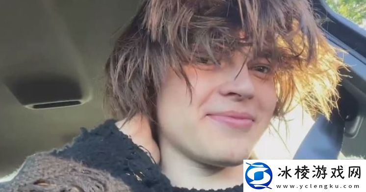 Rostislav-999-进行了手术——他在一天前被紧急送入医院