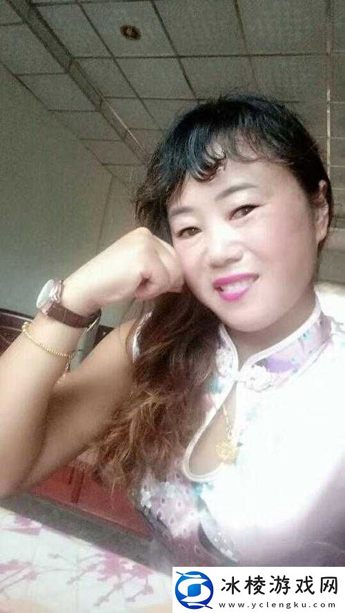 如何称呼多毛老太婆——一个关于外表与尊重的探讨