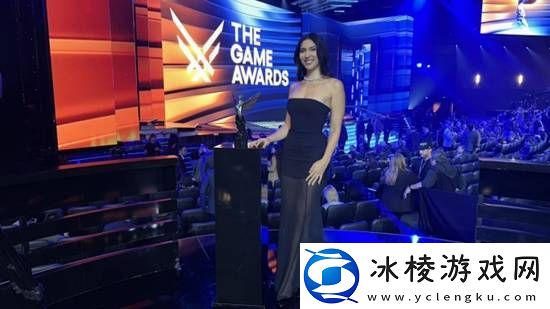 游民叭人：本届TGA的美女主持人-火辣热情魅力无限