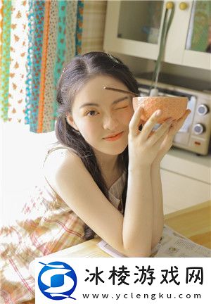 动漫 c 黄扒衣服做小电影引起轰动-友评论：令人震惊的曝光！