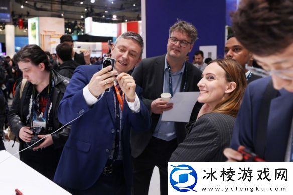 小米15Ultra获MWC大奖