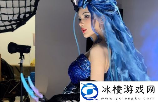 LPL女主持Rita扮演龙王敖闰