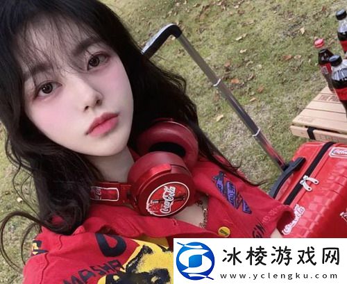 搬家工人当着老公的面忙碌奔波-友：这场面太尴尬了！