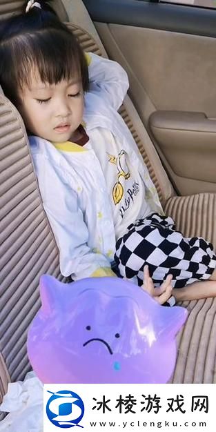 去姥姥家我在车后排座：童年回忆的旅程